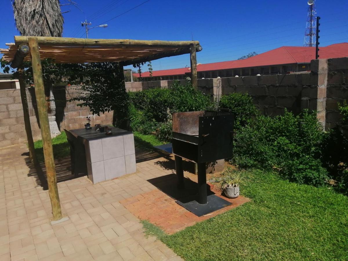 Keetmanshoop Self-Catering Hotel Exterior foto